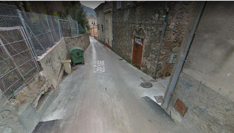 Media picture: Indicatius per a reduïr la perillositat de C/ Fivaller amb C/ Garrotxa