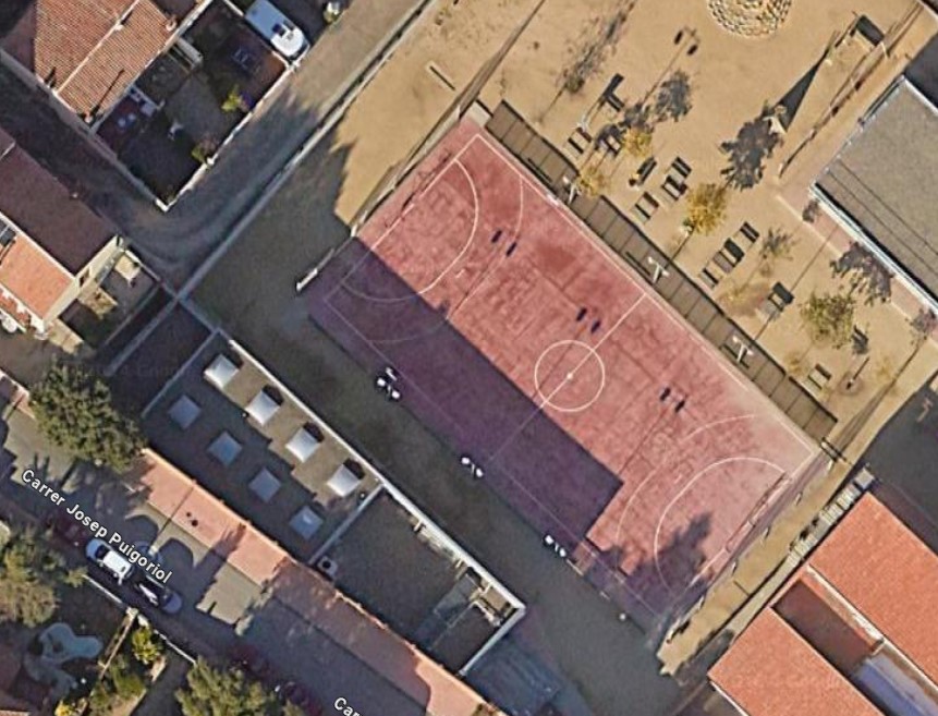 Imatge pels mitjans: Espais diferenciats de jocs a la pista de l'Escola el Cim